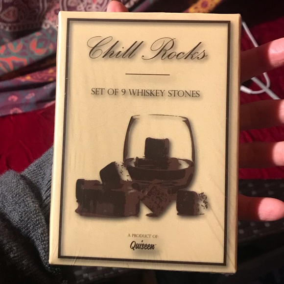 Whiskey Rocks 🥃 - Picture 3 of 3